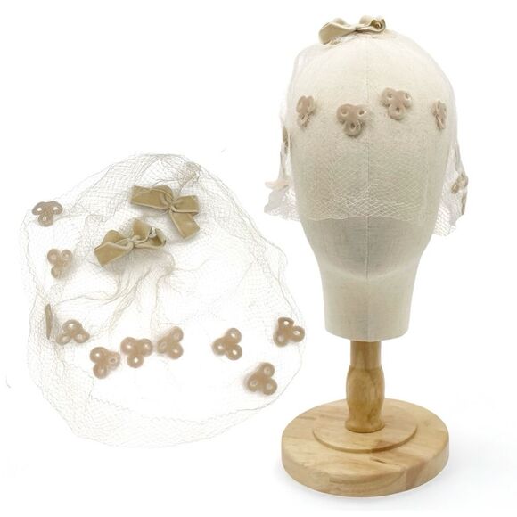 Vintage 1960s Taupe Net Veil Headpiece with Velvet Bows & Appliqué Bridal Hat - Picture 2 of 10